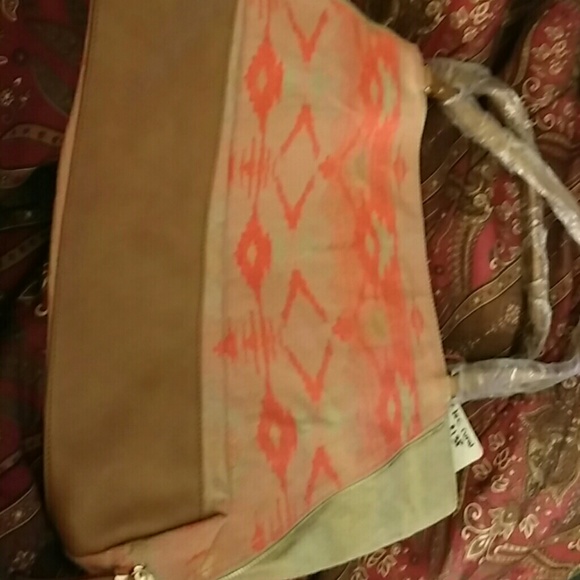 Purse - Picture 2 of 4
